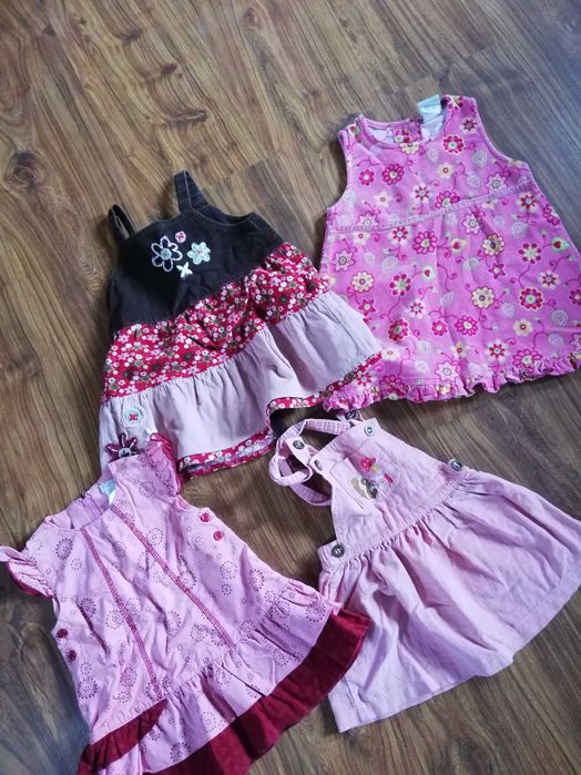 Zestaw sukienek 74/80