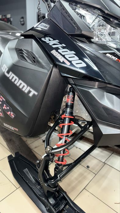 Снігохід brp summit x 800r
