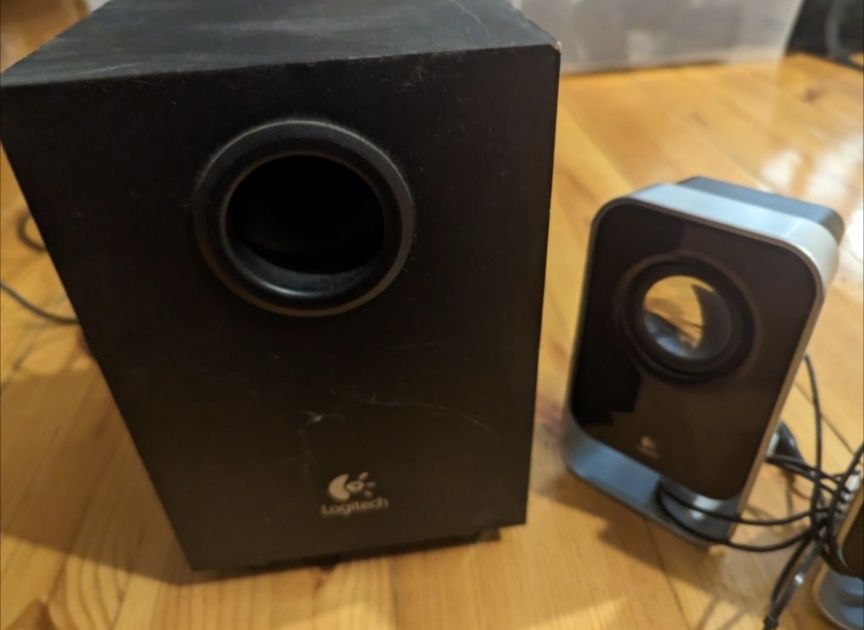 Subufer i głośniki