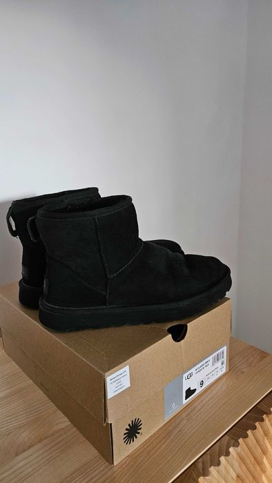 Ugg classic mini czarne 40
