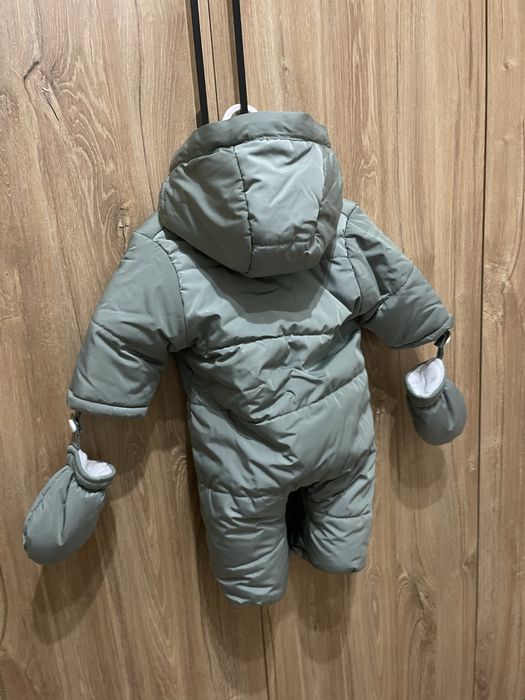Зимовий комбінезон(62 розмір)