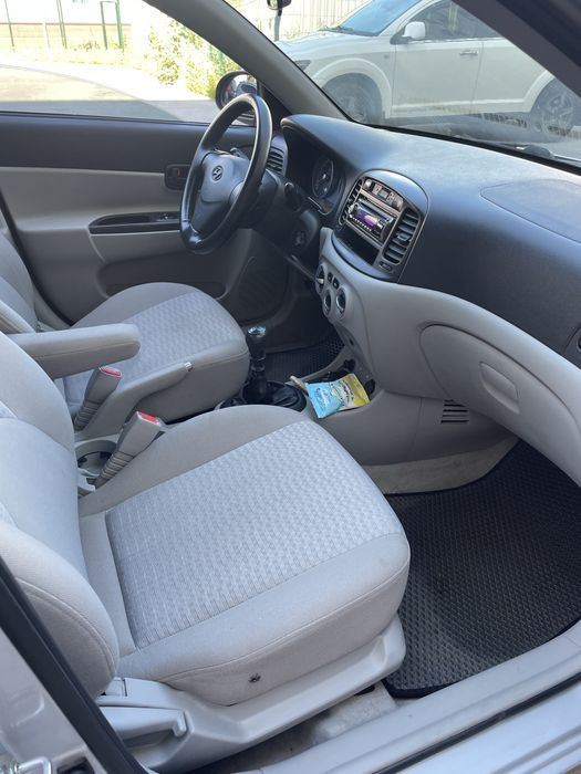 Продам атво Hyundai accent 1.4