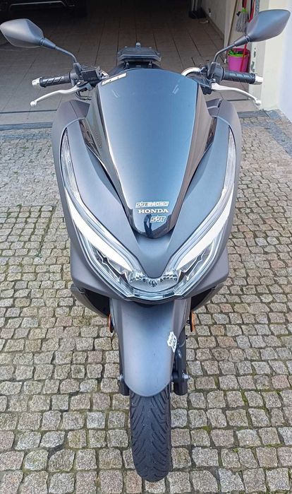 Mota PCX 125 - 2.000,00€