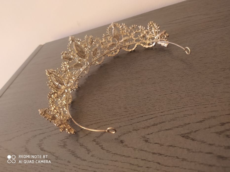 Nowa korona posrebrzana