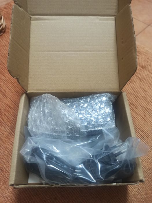 Carregador 65W 15V 4A para Surface Pro, Surface Laptop ou Book com Porta USB.