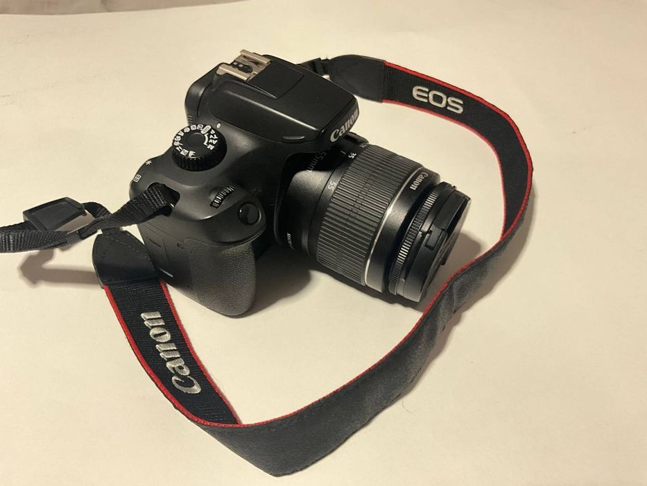 Canon EOS 4000D. Кенон ИОС 4000Д