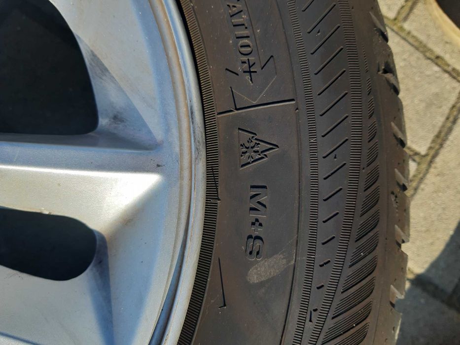 hyundai i30 12-17r koła alufelgi komplet 195/65/R15 good year