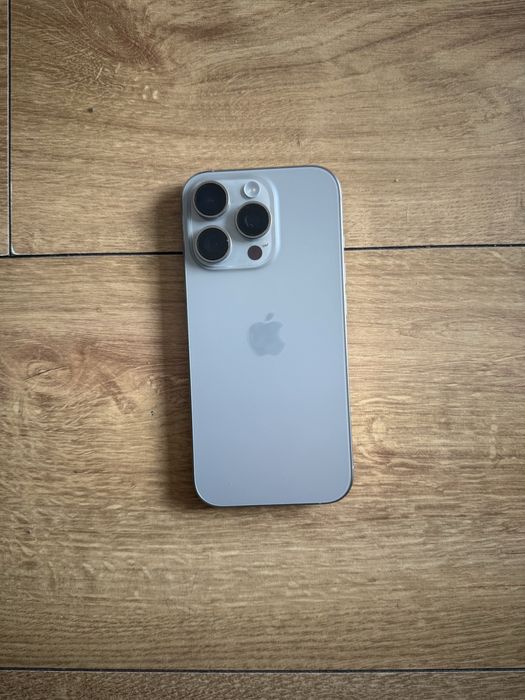 Smartfon APPLE iPhone 16 Pro 5G 128GB 6.3" 120Hz Tytan naturalny