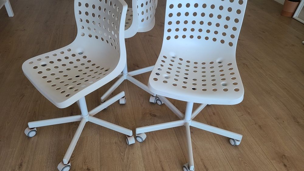 Ikea mesas e cadeiras / ikea tables and chairs