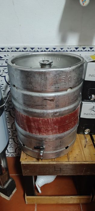 Cuba 150L e barril 50L