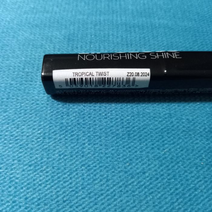 Avon Ultra Colour ultralśniący błyszczyk Cotton Candy