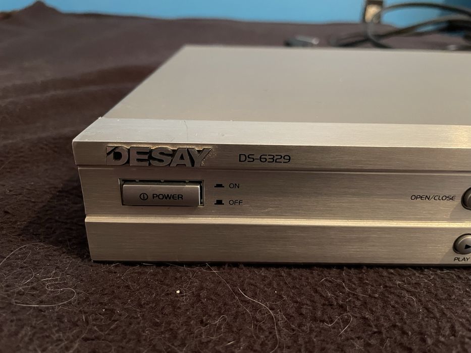 Leitor de DVD (para peças ou venda)