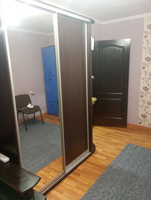 Продам 1 квартиру Лагунової