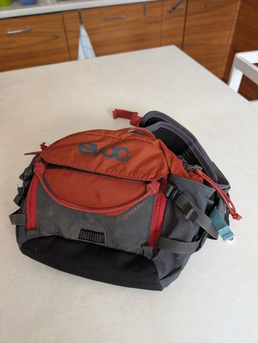 Evoc Hip Pack Pro 3 nerka na rower camelbak