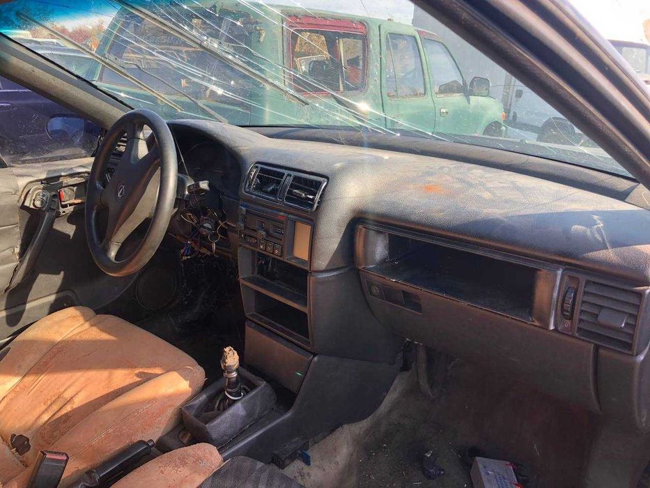 Opel Calibra 2.0L инжектор авторазборка на запчасти