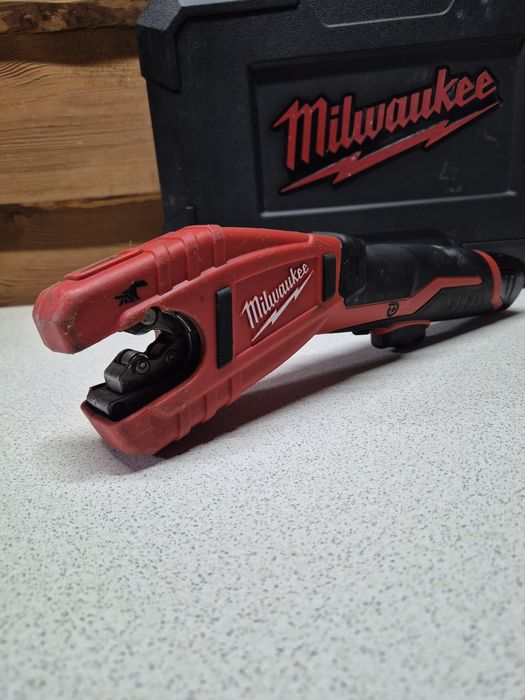 Milwaukee Obcinak do Rur C12 Pc Zestaw! A08