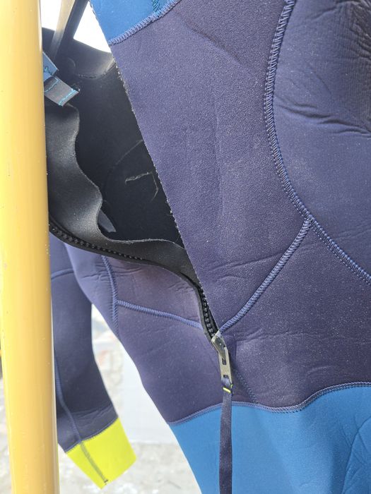 Fato de surf 4:3, para 14 anos, usado 2 vezes