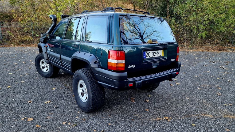 Jeep Grand Cherokee AVERBADO