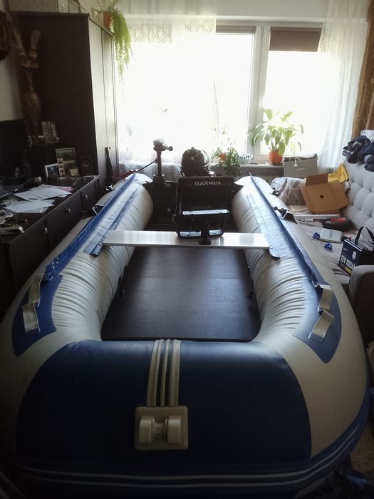 Ponton 330 + kil + koła transportowe
