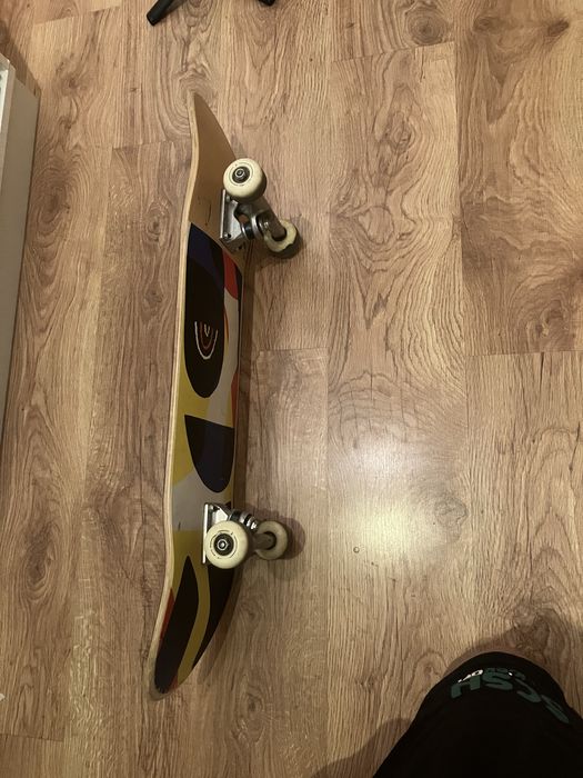 Skate da Decathlon semi-usado