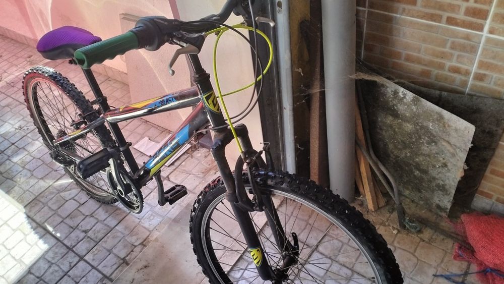 Bicicleta usada mas em bom estado