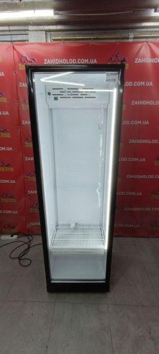 Холодильна вітрина. Холодильник для магазину Шафа холодильна