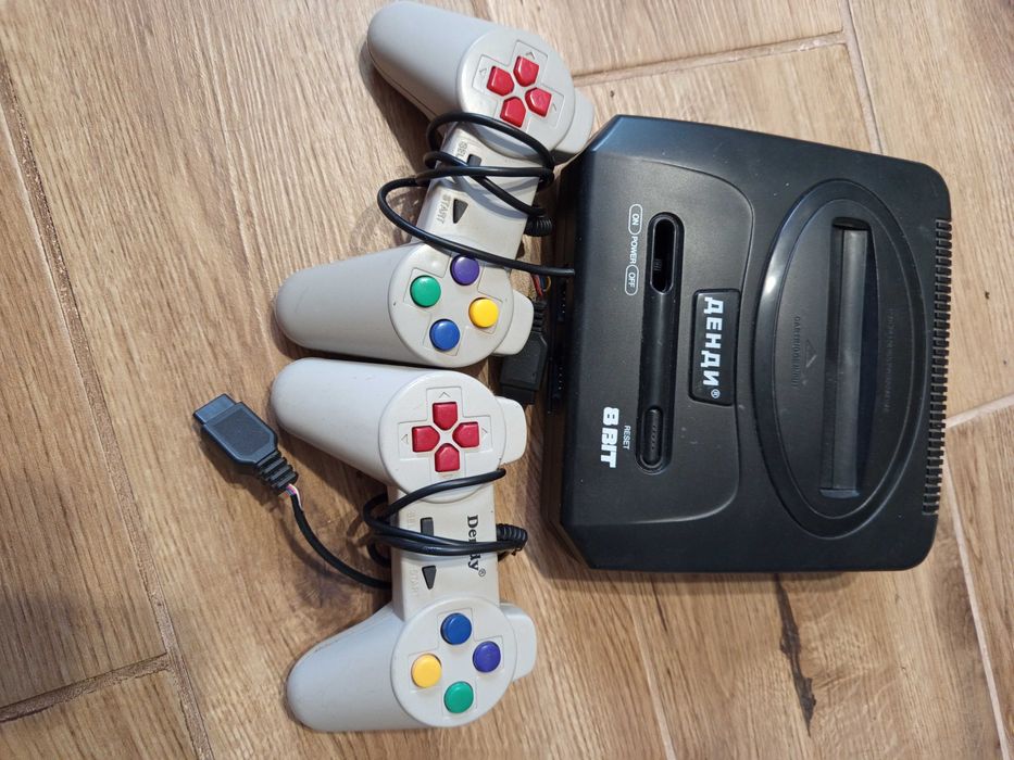 Приставка Денди 8 бит (не рабочая)