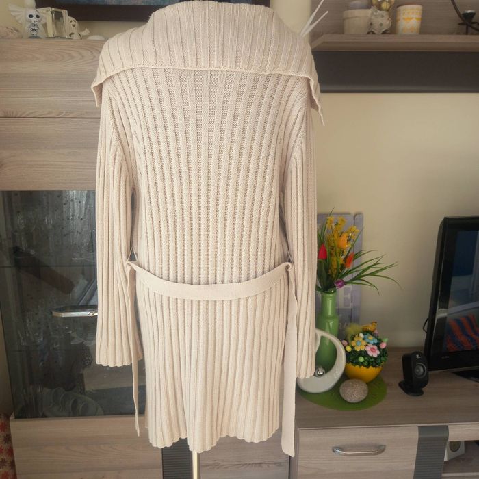 Elegancki sweterek beżowy Marks & Spencer r. 44