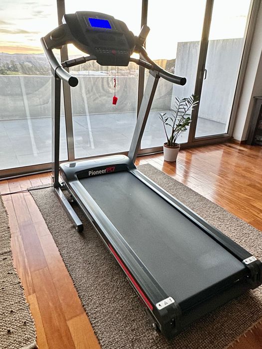Passadeira Fitness BH Pioneer R7 G6586
