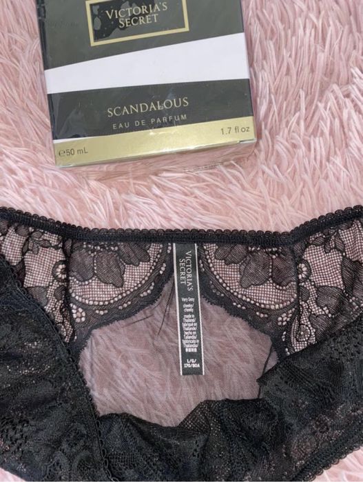 Трусики від Victoria’s Secret!