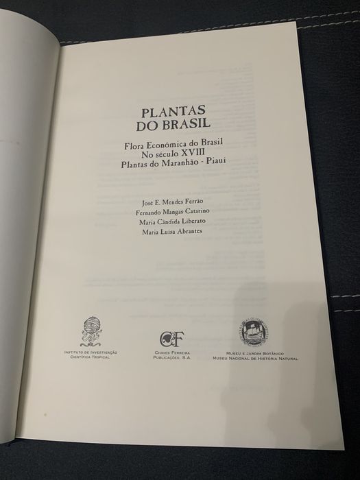 Livro NOVO- Plantas do Brasil