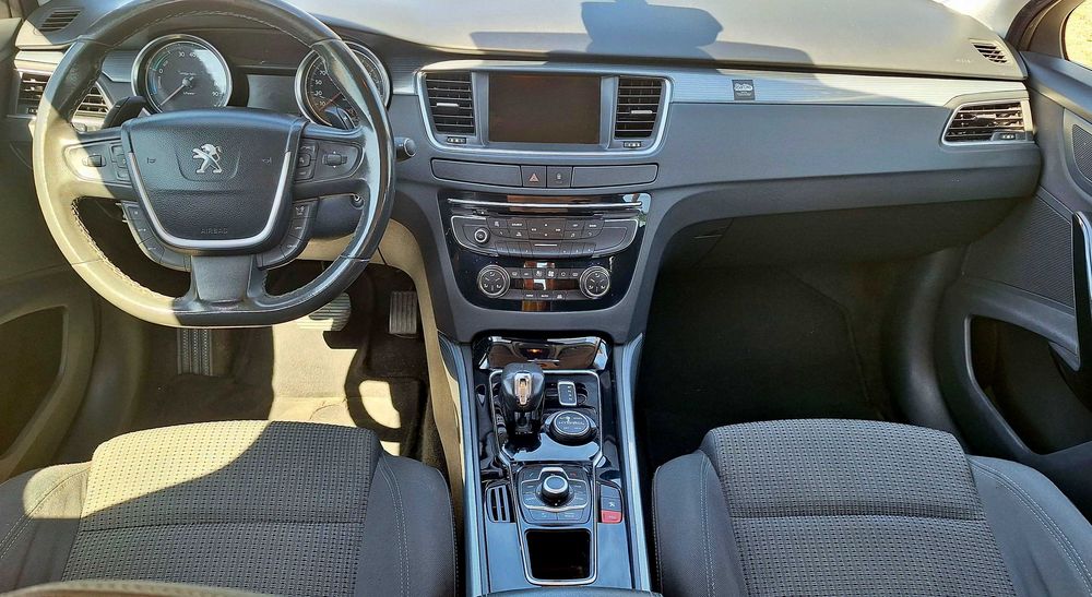 Carro Peugeot 508