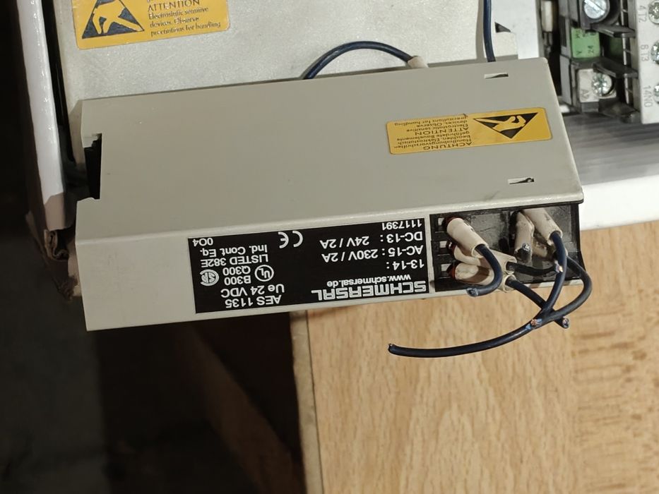 Schmersal AES 1135 przekaźnik bezpieczeństwa