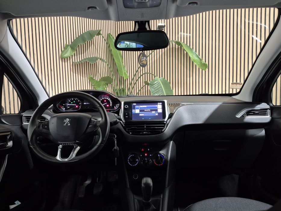 Peugeot 208 STYLE - 60.000KM | GARANTIA | NACIONAL