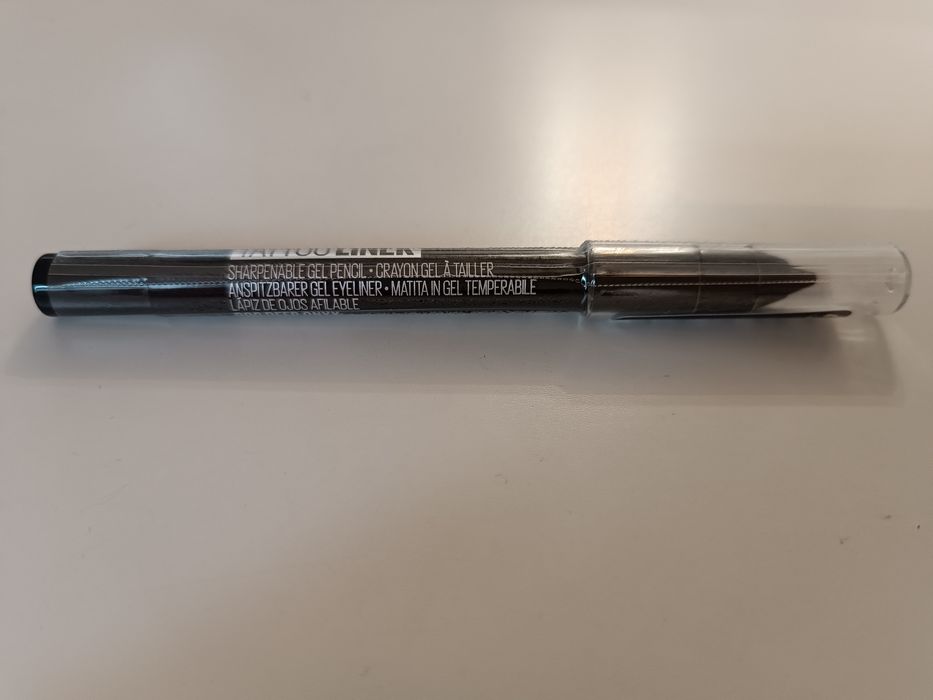 MAYBELLINE kredka żelowa do oczu czarna

Kred