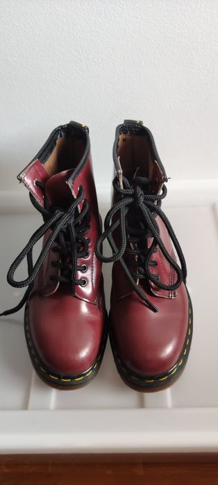 Bota bordeaux Dr. Martens
