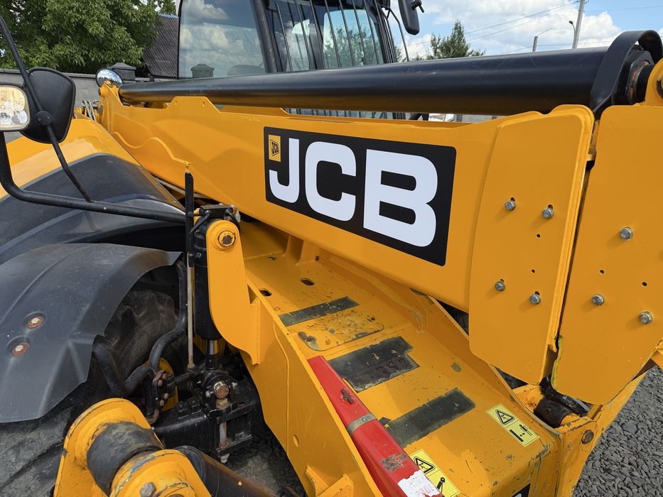 JCB 535-140 погрущик manitou