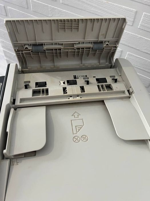 Лазерний принтер сканер Brother