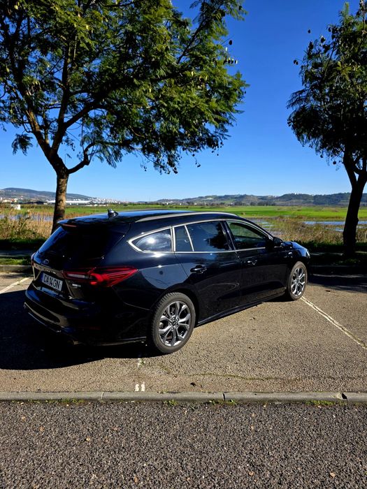 Ford Focus Híbrido ST Line