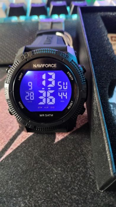 Часы Naviforce 7104