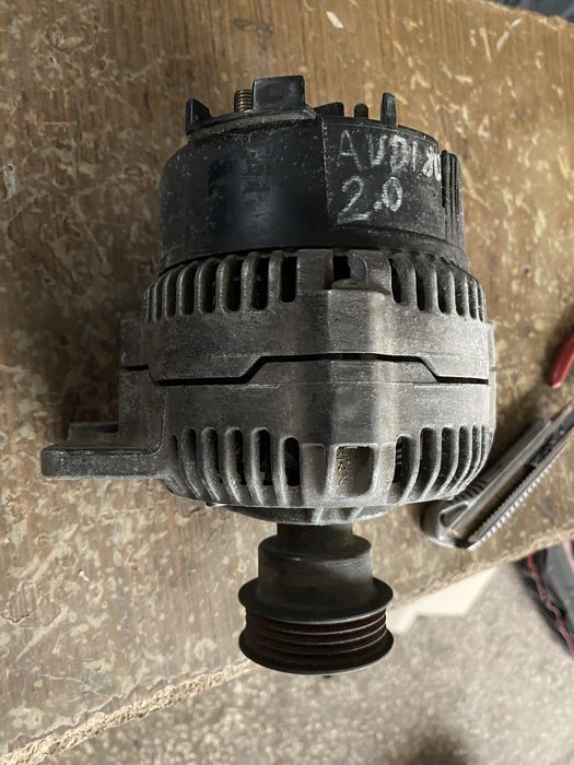 Audi 80 b4 2.0 alternator
