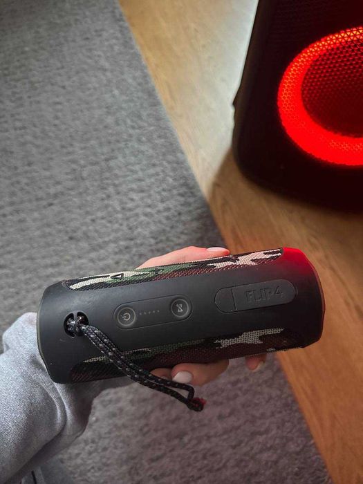 Портативна Колонка JBL для музики