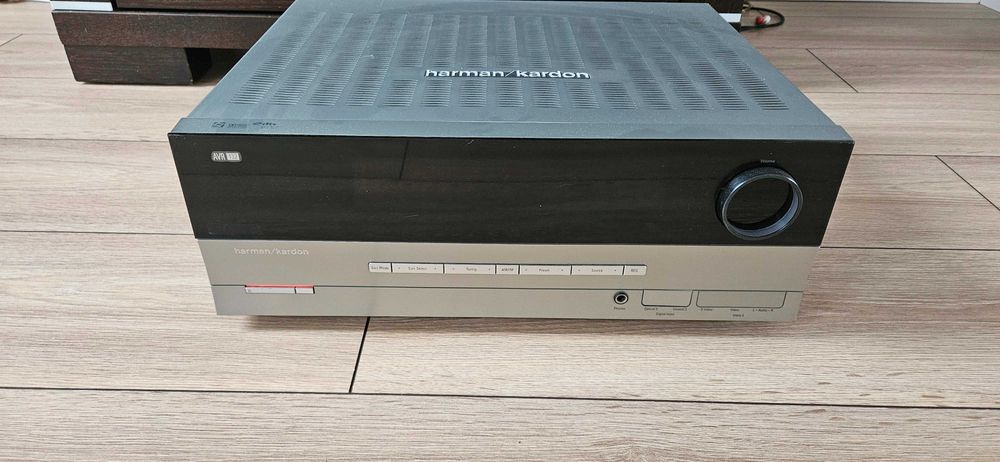 Harman Kardon AVR 132 Amplituner