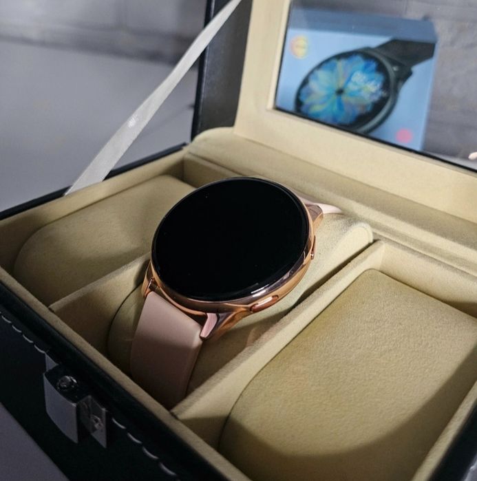 Smartwatch okrągły złoty