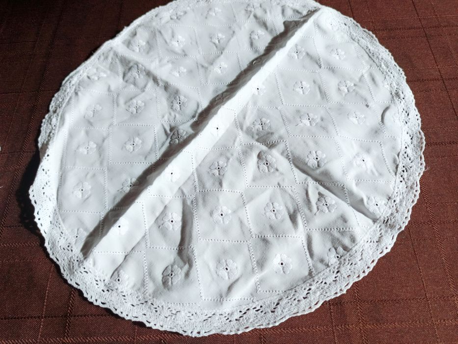 Panos bordados á mão