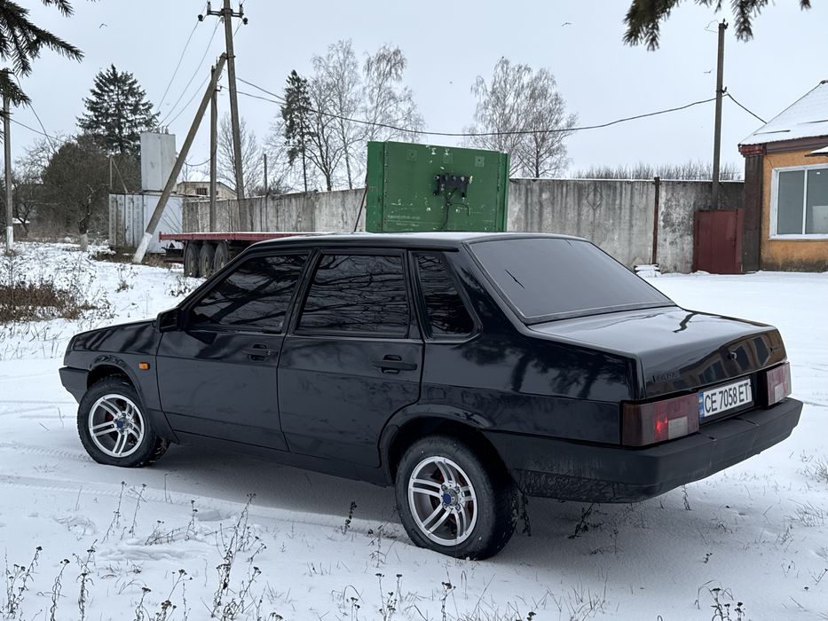 Продам ваз-21099