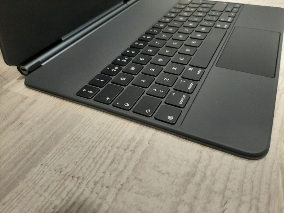 Apple Magic Keyboard (PT)428919089749698562