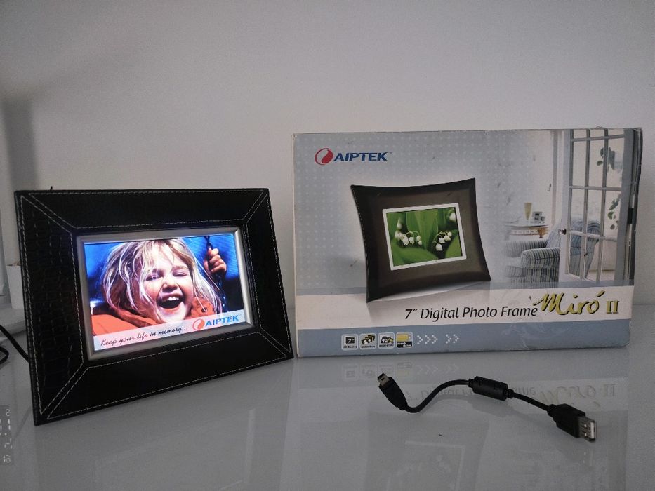 Moldura digital AIPTEK 7"