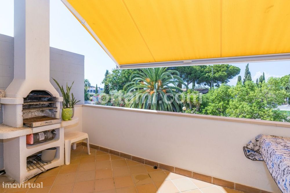 T3 Apartment for Sale in Quarteira, Loulé