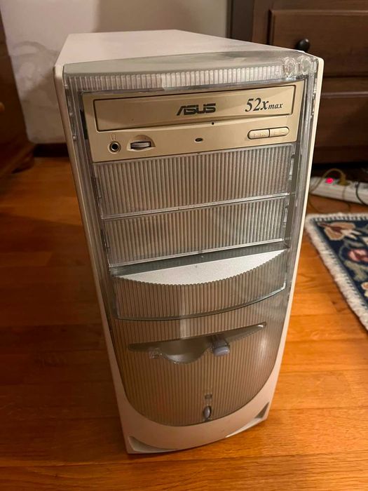 Caixa / Torre PC Retro ATX (Estética Y2K) + Leitor CD ASUS